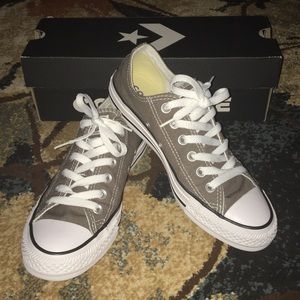 Converse NWOT.